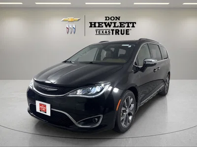 used 2019 CHRYSLER