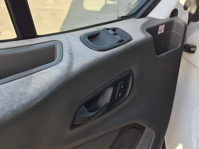 vehicle-img
