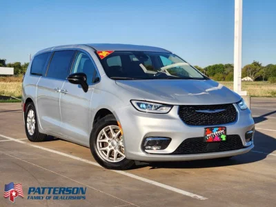 used 2024 CHRYSLER