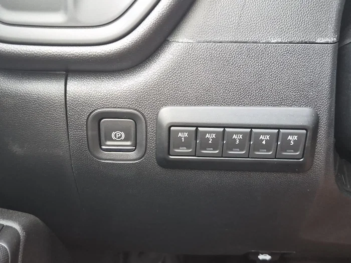 vehicle-img