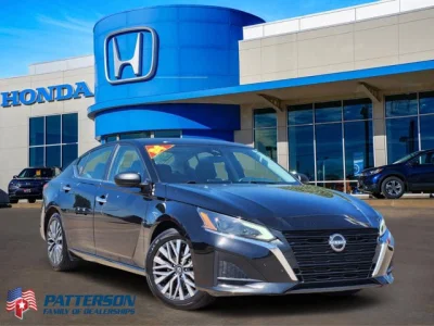 used 2024 NISSAN