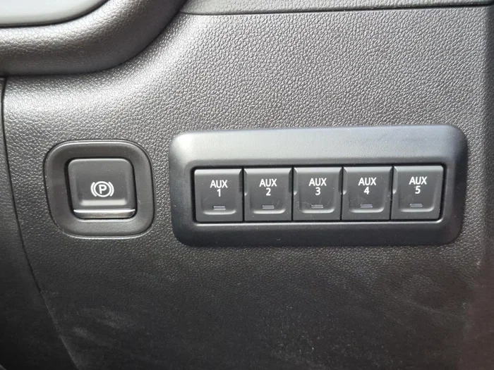 vehicle-img