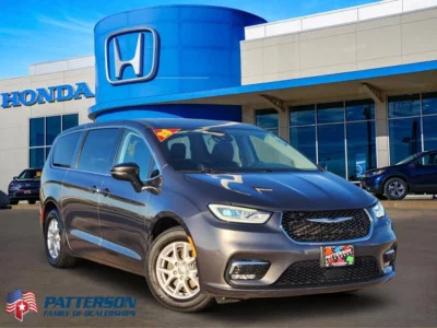 used 2023 CHRYSLER
