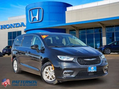 used 2023 CHRYSLER