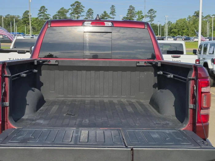 vehicle-img