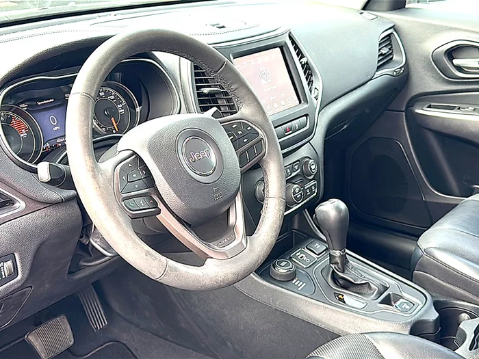 vehicle-img