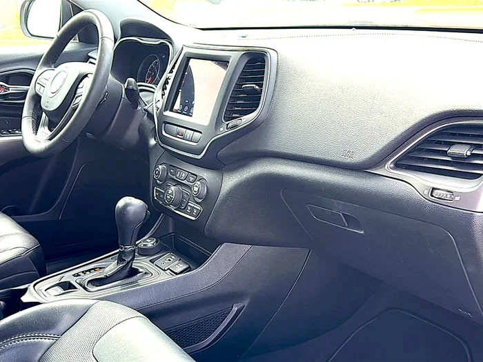 vehicle-img