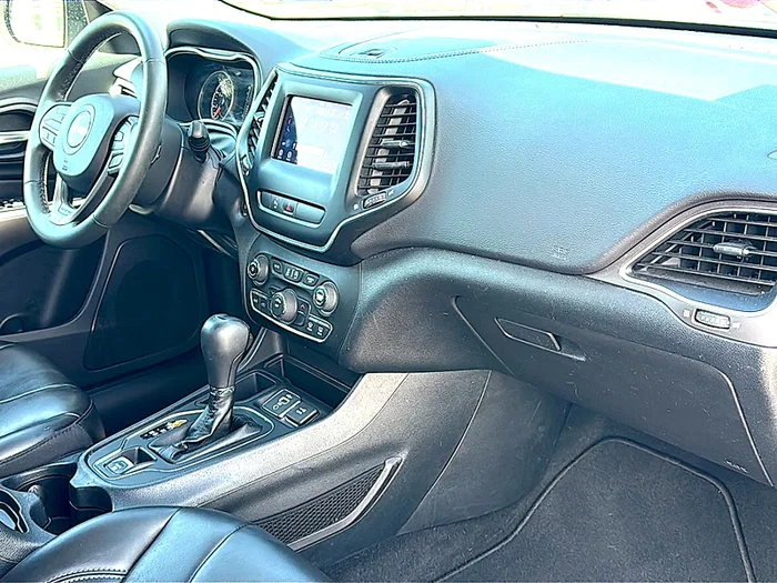 vehicle-img
