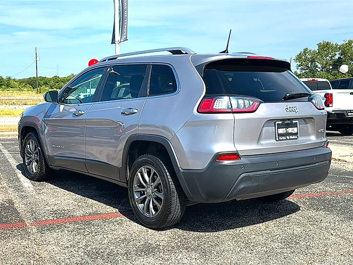 vehicle-img