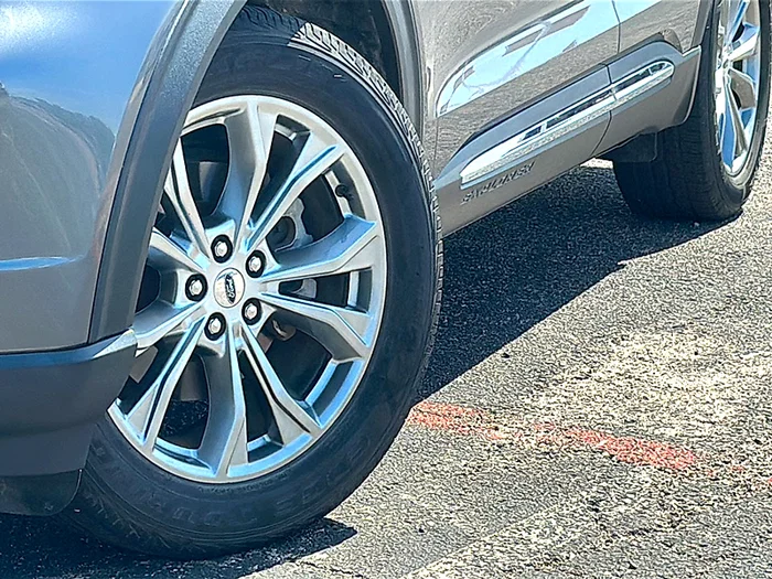 vehicle-img