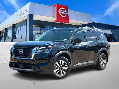 used 2025 NISSAN