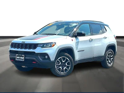 used 2025 JEEP