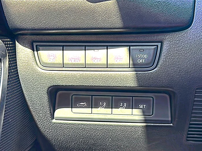 vehicle-img