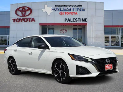 used 2025 NISSAN