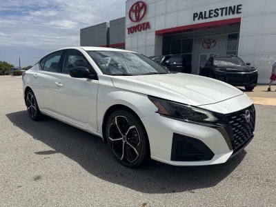 used 2025 NISSAN