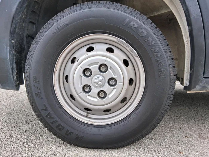 vehicle-img