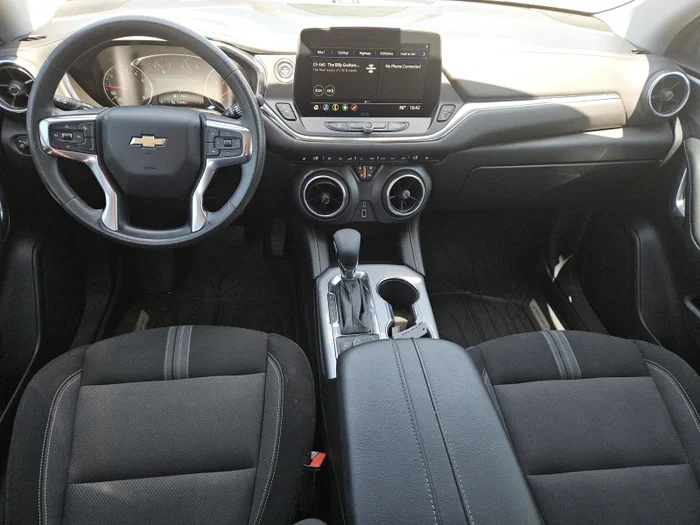 vehicle-img