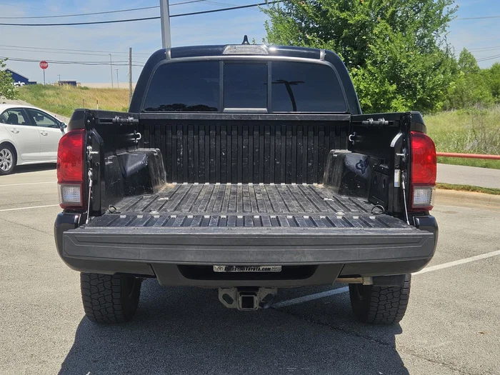 vehicle-img