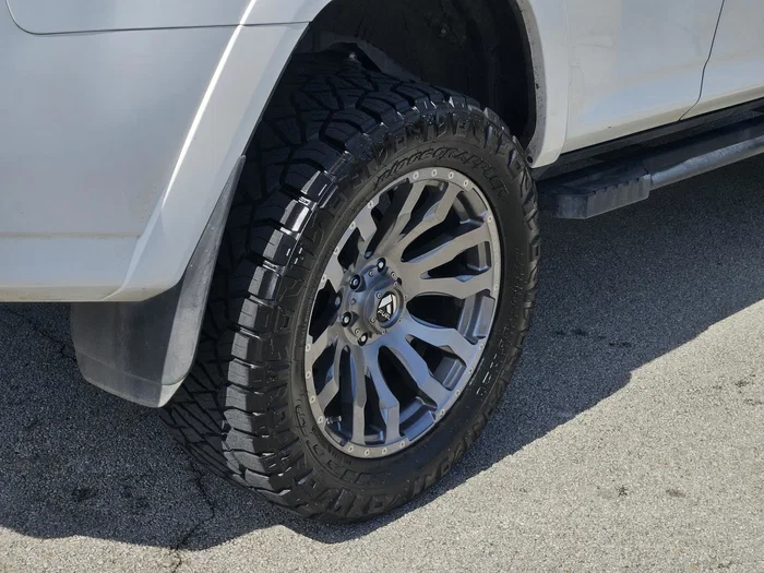 vehicle-img
