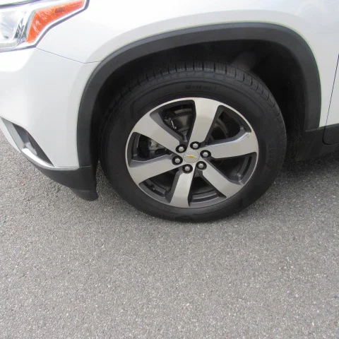 vehicle-img